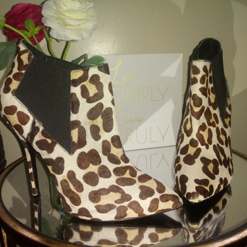 booties - Picture 4 of 6